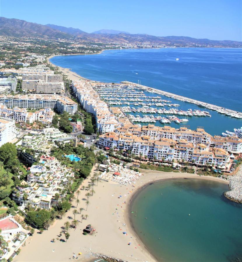 Puerto Banus Playas Del Duque Marbella