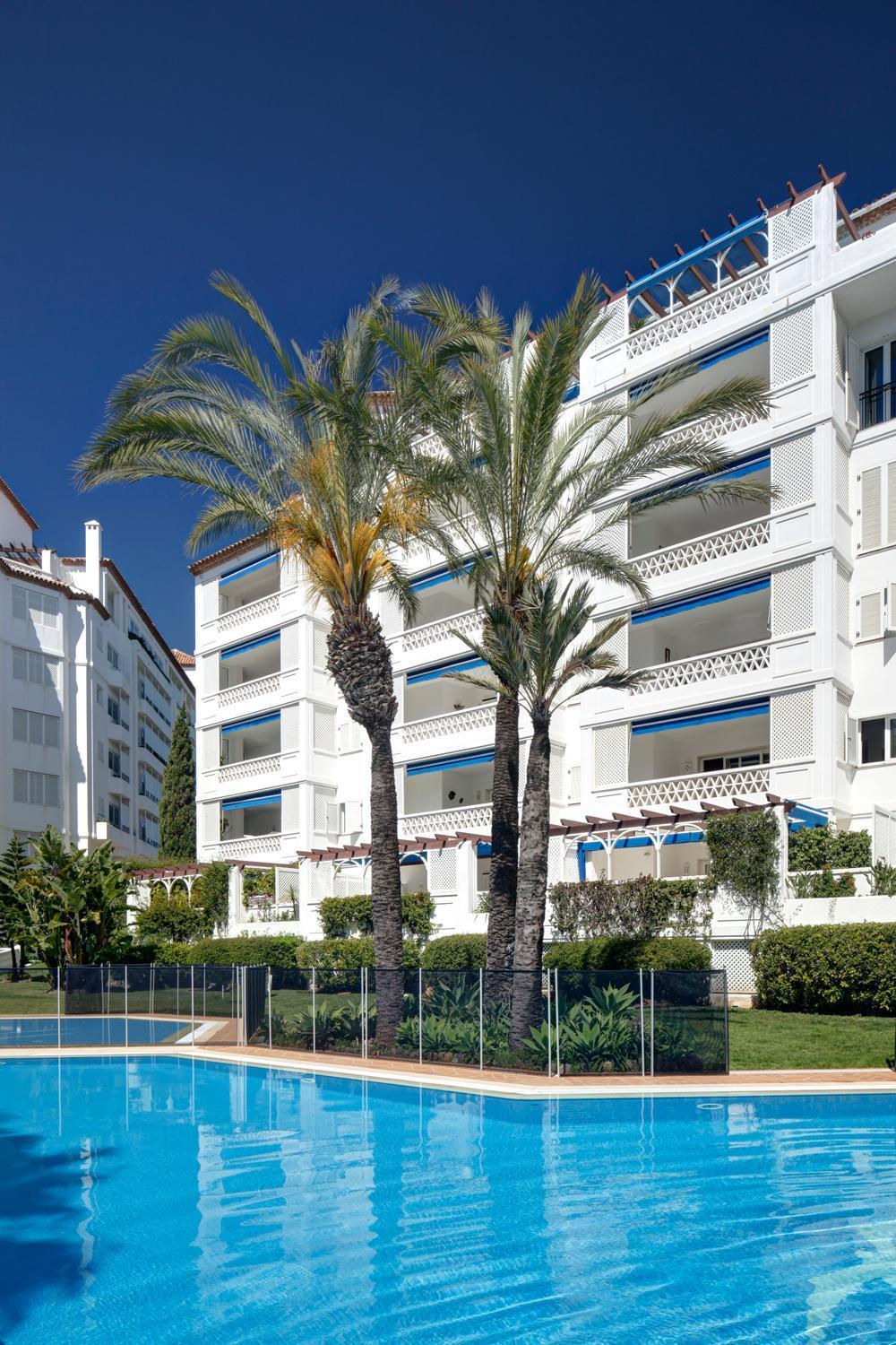 Apartment Puerto Banus Playas Del Duque Marbella